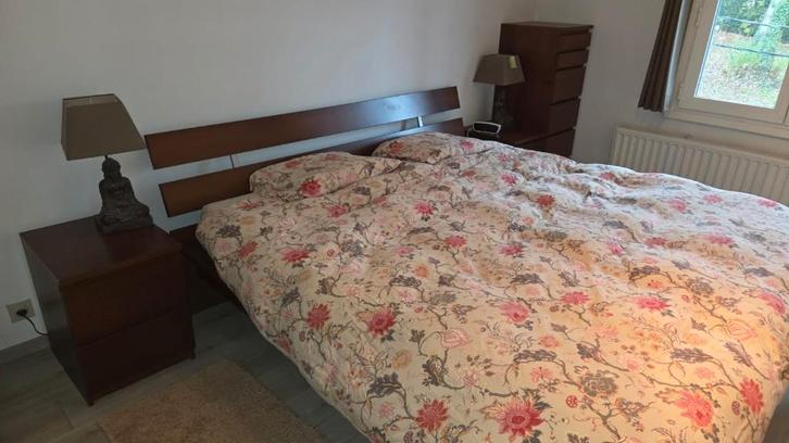 Tweepersoonsbed 180x200 en nachtkastje en ladekast, Huis en Inrichting, Slaapkamer | Bedden, Zo goed als nieuw, Tweepersoons, 180 cm