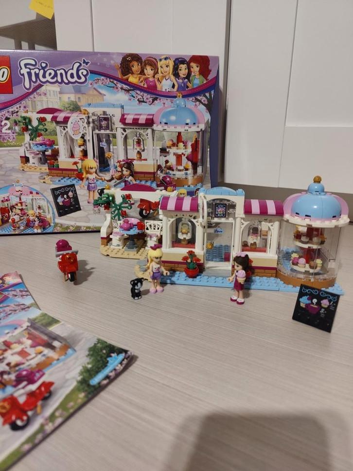 Café à cupcakes Lego Friends, Enfants & Bébés, Jouets | Duplo & Lego, Comme neuf, Lego, Enlèvement ou Envoi