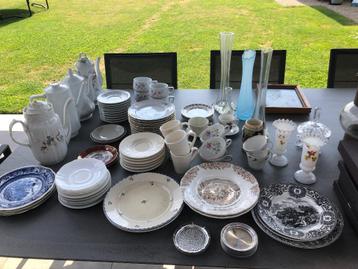 Servies beschikbaar voor biedingen