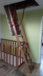 Escalier pliant de grenier - en très bon état, Bricolage & Construction, Échelles & Escaliers, Enlèvement, Utilisé, Escalier, 2 à 4 mètres