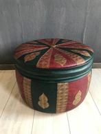 Pouf vintage de style oriental, Maison & Meubles, Canapés | Repose-pieds & Poufs, Autres matériaux, Enlèvement ou Envoi, Utilisé