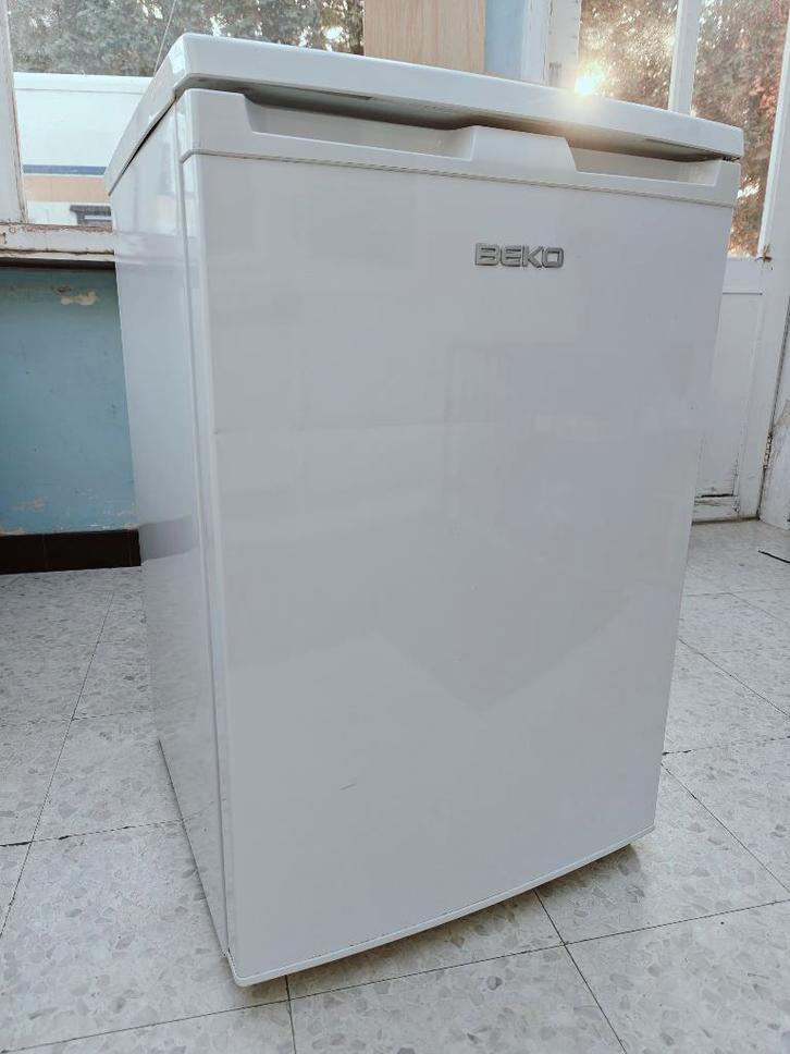 Réfrigérateur Beko avec congélateur, modèle de table 120L, Electroménager, Réfrigérateurs & Frigos, Utilisé, Avec compartiment congélateur