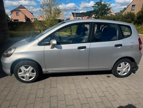 Honda jazz 1.4 ls bouwjaar 2004, Auto's, Honda, Particulier, Jazz, Airconditioning, Centrale vergrendeling, Elektrische buitenspiegels