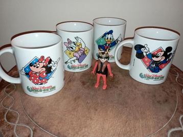 654) 4 Mokken Renault Disney on ice beschikbaar voor biedingen