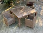 Tuintafel in hardhout met 4 Wicker armstoelen, Tuin en Terras, Ophalen, 4 zitplaatsen, Gebruikt, Hardhout