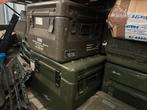 Accessoire armee militaire  coffre jerycane etc, Ophalen, Zo goed als nieuw, Metaal