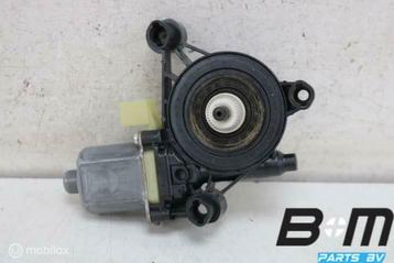 Raammotor linksvoor Audi A3 8V 5Q0959801 disponible aux enchères