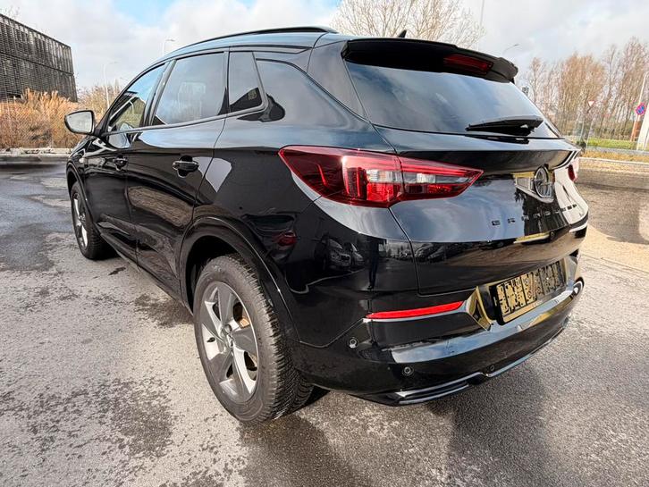 À vendre opel Grandland, Autos, Opel, Particulier, Grandland, Bluetooth, Essence, Automatique, Enlèvement