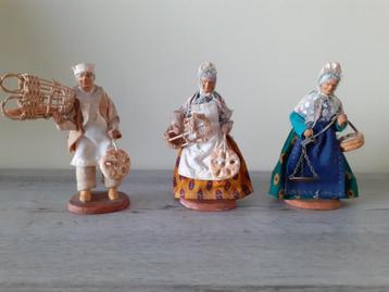Santons de Provence, 3 stuks (samen of apart) beschikbaar voor biedingen