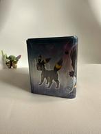 Tin cube noctali FR, Hobby en Vrije tijd, Verzamelkaartspellen | Pokémon, Ophalen of Verzenden, Zo goed als nieuw, Boosterbox