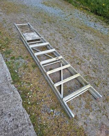 Escabelle, Enlèvement, Utilisé