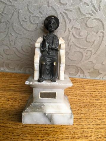 Bronzen Christus op albasten troon beschikbaar voor biedingen