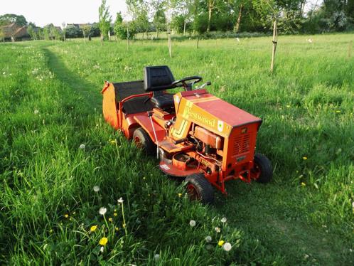 Zeer goede Westwood gazontractor met roller en borstel, Tuin en Terras, Zitmaaiers, Gebruikt, 90 tot 120 cm, Elektrische starter