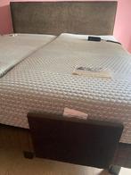 Boxspring met electrisch verstelbare matrassen, Huis en Inrichting, Slaapkamer | Boxsprings, Ophalen, Zo goed als nieuw