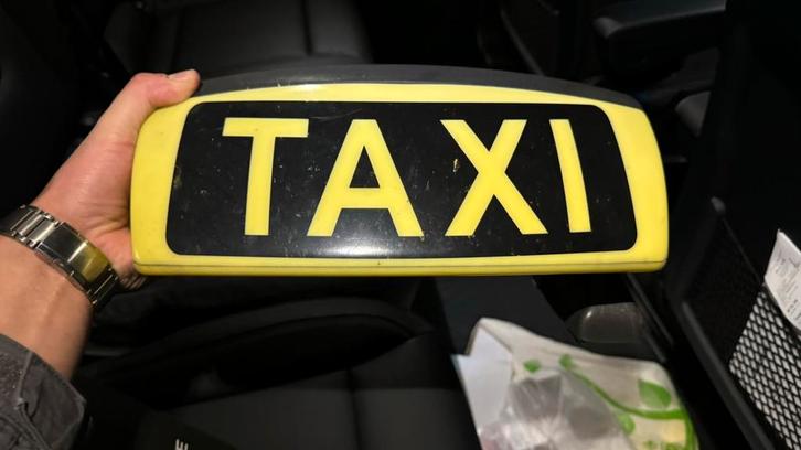 Feu taxi pour Mercedes Classe E jaune avec fixation, Maison & Meubles, Lampes | Autre, Enlèvement