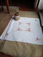 Vintage tafelkleed in Mooie staat,, Enlèvement ou Envoi