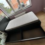 Bed Malm -zwart - 90x200cm, Huis en Inrichting, Slaapkamer | Bedden, Ophalen, Strak modern, Gebruikt, 90 cm