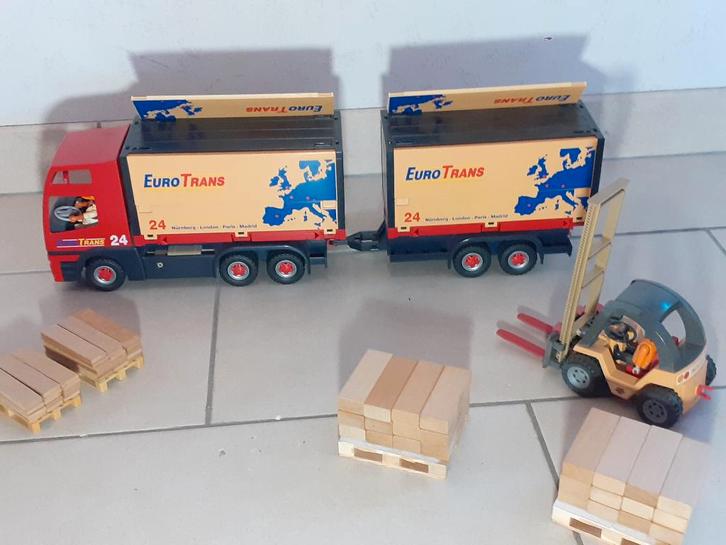Playmobil camion + remorque + élévateur et chargement, Enfants & Bébés, Jouets | Playmobil, Utilisé, Enlèvement