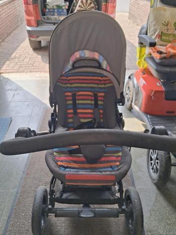 Voiture d'enfant avec cape, Enfants & Bébés, Poussettes & Combinaisons, Enlèvement, Comme neuf, Poussette