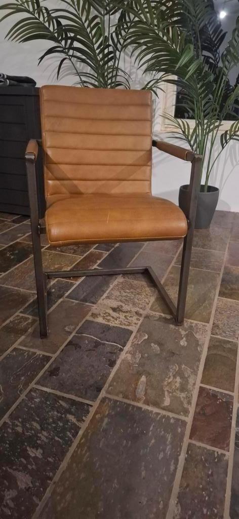 Lederen vintage stoelen, Huis en Inrichting, Stoelen, Zo goed als nieuw, Ophalen