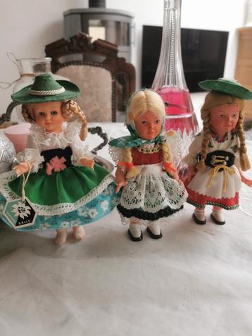 3 belles poupées tyroliennes anciennes, Collections, Enlèvement ou Envoi, Comme neuf