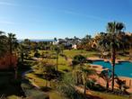 Comfortabele penthouse te huur ts. Marbella en Estepona., Open haard, Appartement, Costa del Sol, Aan zee