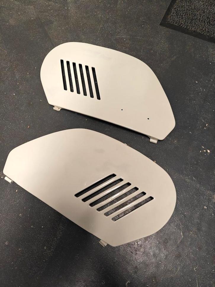 Vespa pk50s zijschermen zij deksels met gril, Fietsen en Brommers, Brommeronderdelen | Algemeen, Ophalen