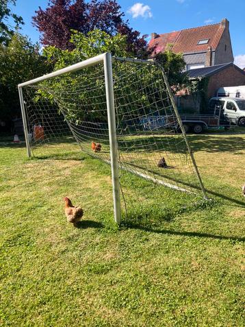 2x Voetbalgoal beschikbaar voor biedingen