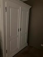 Zeer mooie Oude kast. Wit gepatineerd. 140x210., Huis en Inrichting, Kasten | Kleerkasten, Ophalen, Zo goed als nieuw