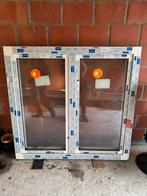 Opendraaiend raam nieuw!, Doe-het-zelf en Bouw, Ophalen, Zo goed als nieuw