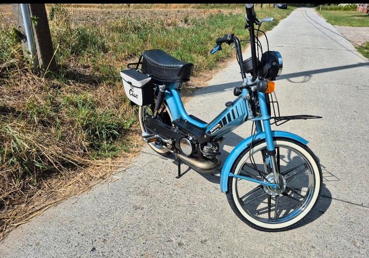 Mooie honda camino young, Fietsen en Brommers, Brommers | Honda, Zo goed als nieuw, Ophalen