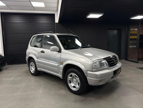 SUZUKI 2 LITER 4X4 BENZINE-LPG -AUTOMAAT, Auto's, Suzuki, Bedrijf, Te koop, Grand Vitara, 4x4, Bluetooth, Trekhaak, USB, Benzine