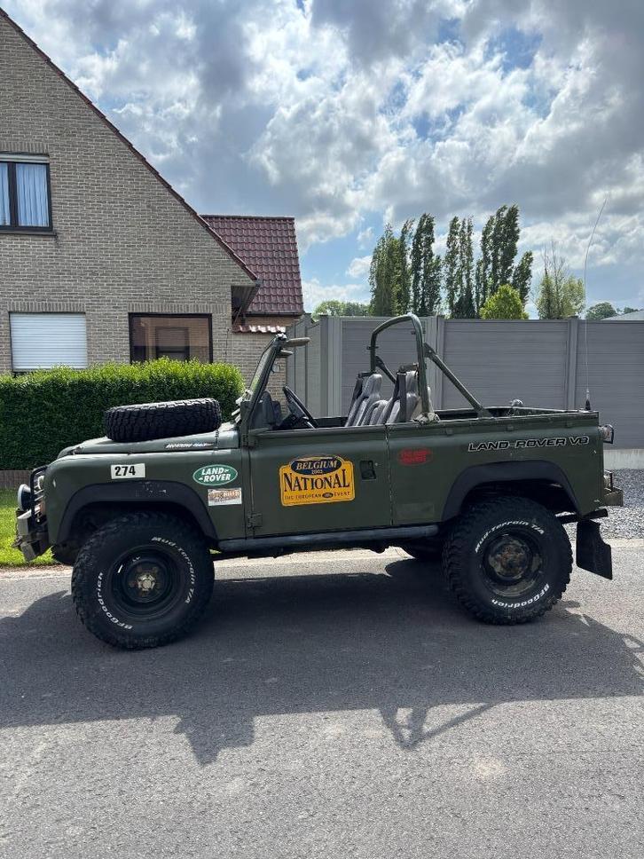 UNIEKE LANDROVER V8 3500 CC, Auto's, Land Rover, Particulier, 4x4, Mistlampen, Startonderbreker, Defender, Benzine, SUV of Terreinwagen