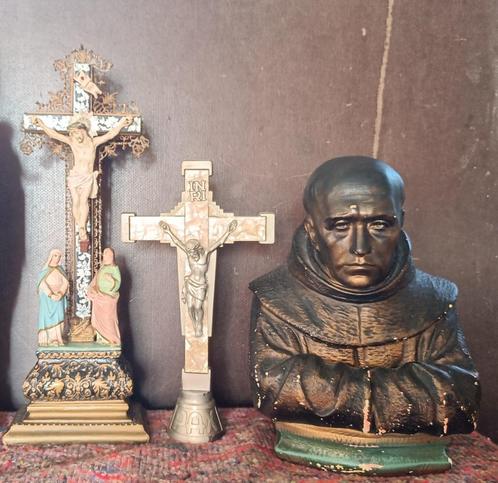 Diverse religieuze beelden en voorwerpen, Antiek en Kunst, Antiek | Religieuze voorwerpen, Ophalen of Verzenden
