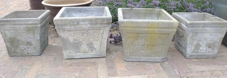 4 vintage betonnen bloembakken, Antiek en Kunst, Curiosa en Brocante, Ophalen