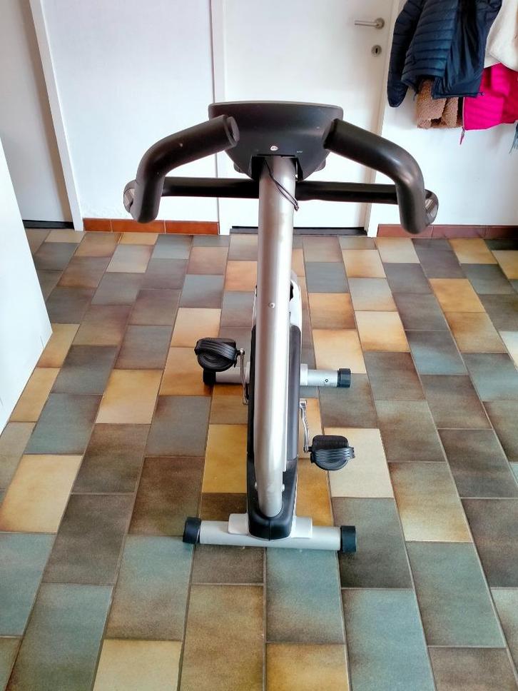 home trainer, Sport en Fitness, Fitnessapparatuur, Gebruikt, Hometrainer, Benen, Aluminium, Ophalen