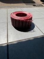 Muurfor rood +/- 30 m, Ophalen, Zo goed als nieuw