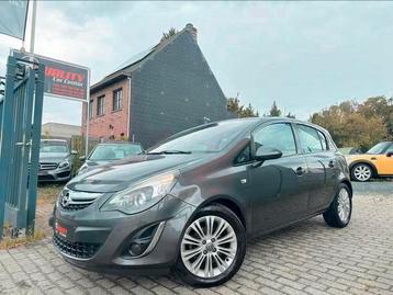 Opel Corsa 2014 070000km 1.2benzine airco pdc navi leder beschikbaar voor biedingen