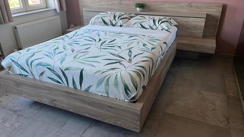 Tweepersoonsbed 140x200, Huis en Inrichting, Slaapkamer | Complete slaapkamers, Zo goed als nieuw, Ophalen
