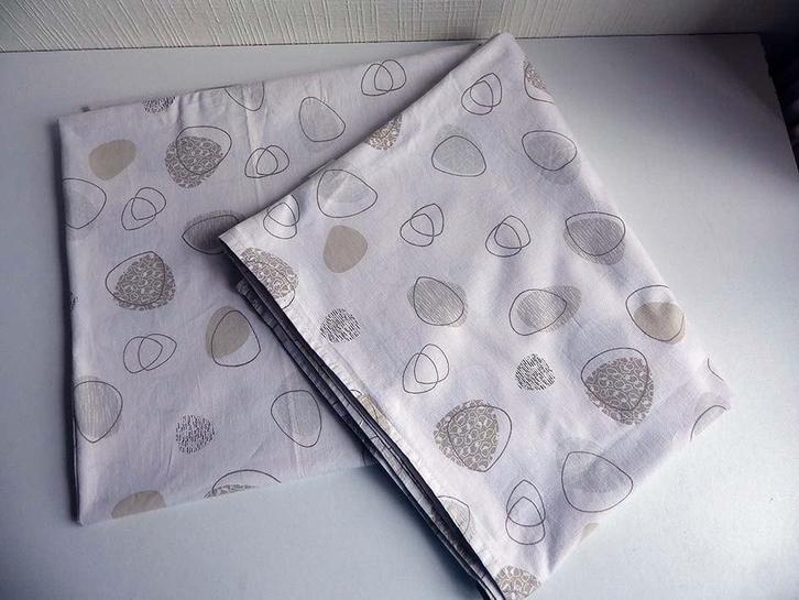 Lot Diverse Tafellakens: €.5,00 p/st., Huis en Inrichting, Tafelkleden, Zo goed als nieuw, Rechthoek, Ophalen