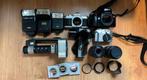 Lot vintage camera’s + lenzen + flash + accessoires, Ophalen, Gebruikt, Canon