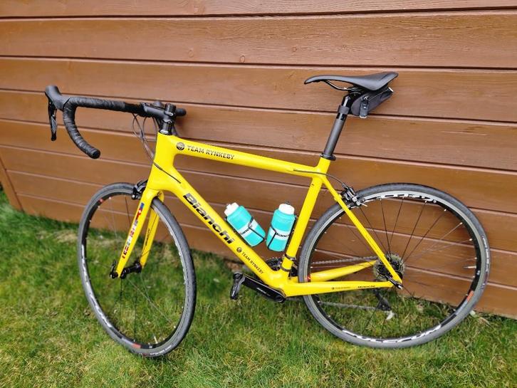 Racefiets BIANCHI full carbon - amper 1900 km GRATIS leveren, Fietsen en Brommers, Fietsen | Racefietsen, Zo goed als nieuw, Heren