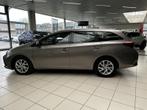 Toyota Auris Dynamic stock, Euro 6, Bruin, 116 pk, Handgeschakeld