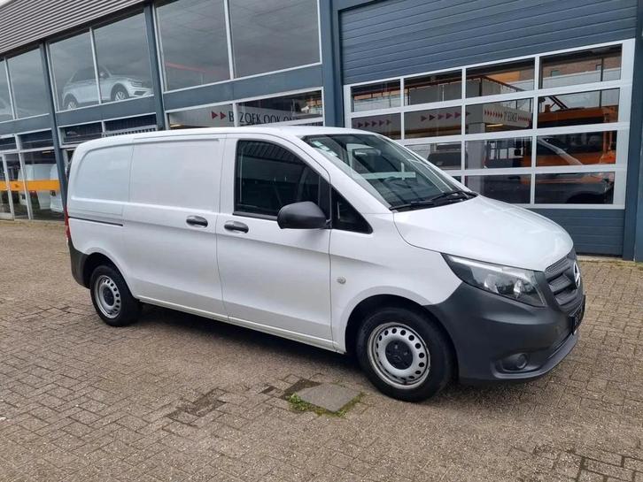 Mercedes-Benz Vito 111 CDI/ Airco/ Navi/ EURO 6, Autos, Camionnettes & Utilitaires, Entreprise, Achat, ABS, Air conditionné, Verrouillage central