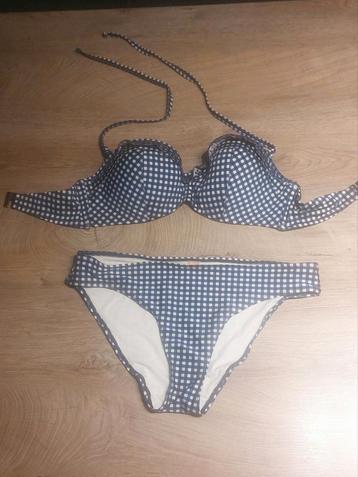 Bikini  Hunkermoller 85E, broekje Xl beschikbaar voor biedingen