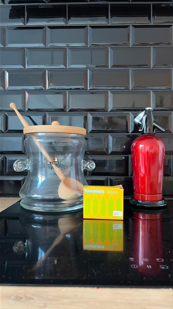Punchbowl en sodasifon, Huis en Inrichting, Keuken | Potten en Pannen, Zo goed als nieuw, Ophalen