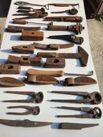 Lot d'anciens outils voir toutes les photos, Antiquités & Art, Antiquités | Outils & Instruments, Enlèvement