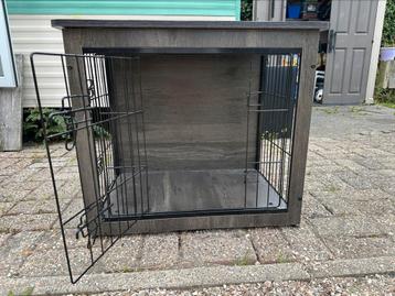 Hondenbench hout 65x60x45 beschikbaar voor biedingen