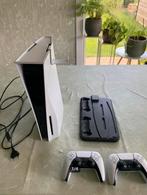 Manettes PS5 + 2 et station de chargement, Comme neuf, Enlèvement, Playstation 5