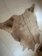 Prachtige beige rundleer van echt leer, Huis en Inrichting, Stoffering | Tapijten en Vloerkleden, Ophalen, Zo goed als nieuw, Beige